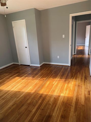 5223 Sanford Road, Houston, TX 77035