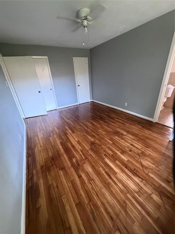 5223 Sanford Road, Houston, TX 77035