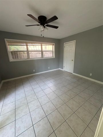 5223 Sanford Road, Houston, TX 77035