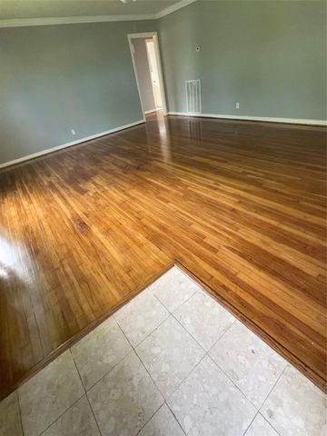 5223 Sanford Road, Houston, TX 77035