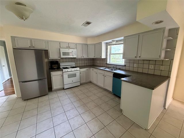 5223 Sanford Road, Houston, TX 77035