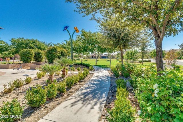 10326 E BERGERON Avenue, Mesa, AZ 85212