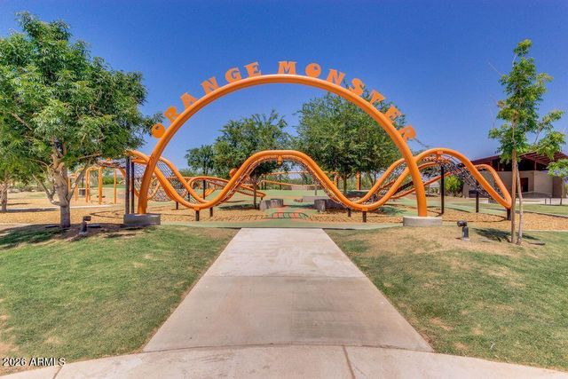 10326 E BERGERON Avenue, Mesa, AZ 85212