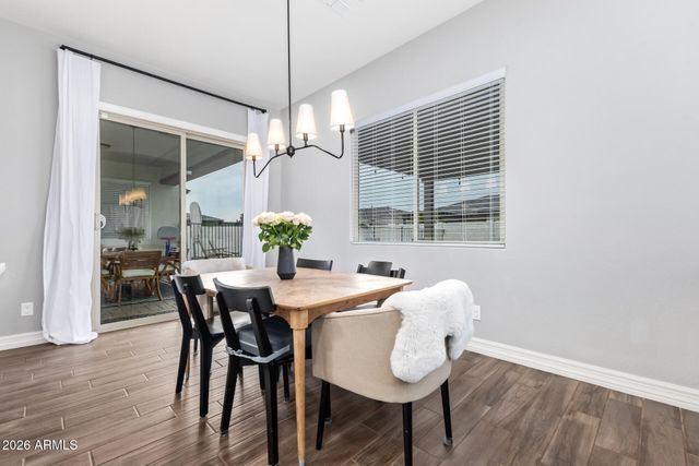 10326 E BERGERON Avenue, Mesa, AZ 85212