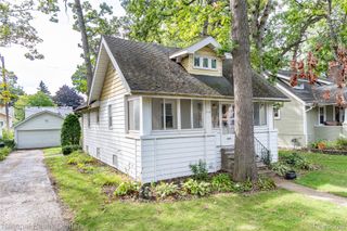 216 Rhode Island Avenue, Royal Oak, MI 48067