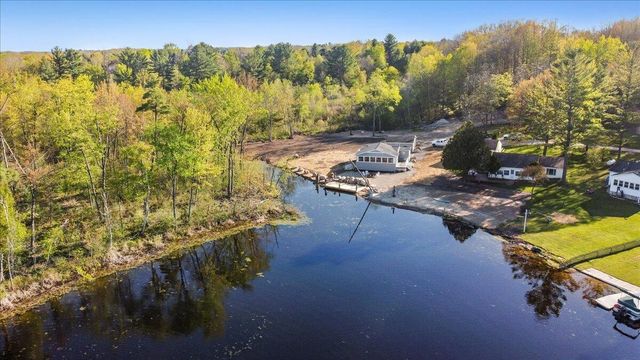136 Pleasant Drive, Six Lakes, MI 48886