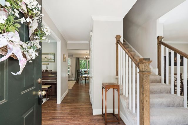 2706 HATMARK ST, Vienna, VA 22181