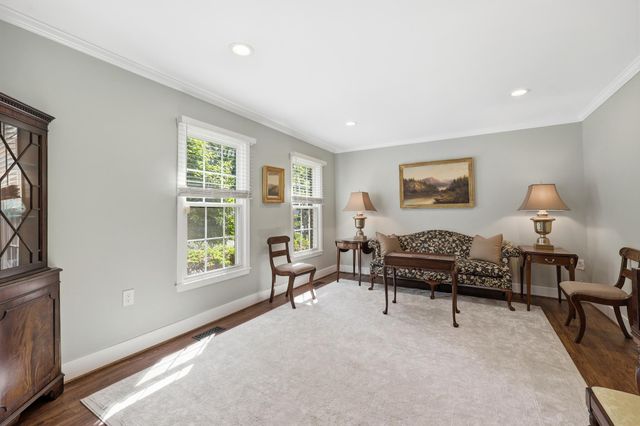 2706 HATMARK ST, Vienna, VA 22181