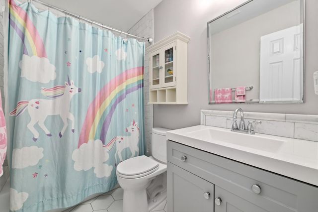 2706 HATMARK ST, Vienna, VA 22181