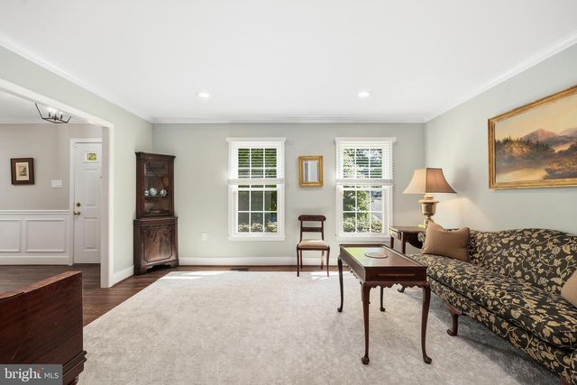 2706 HATMARK ST, Vienna, VA 22181