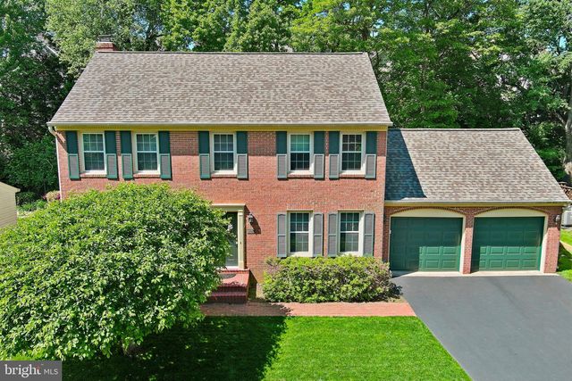 2706 HATMARK ST, Vienna, VA 22181