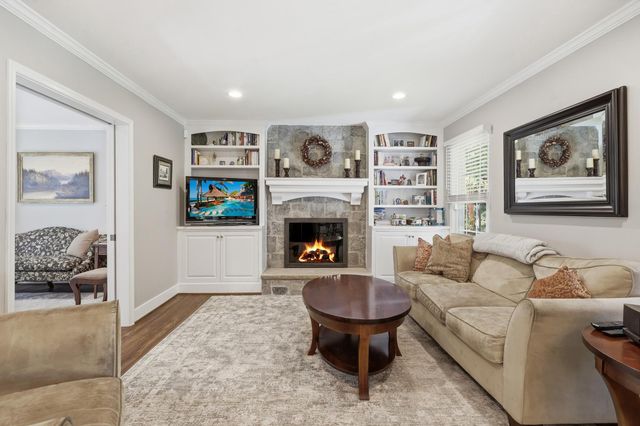 2706 HATMARK ST, Vienna, VA 22181