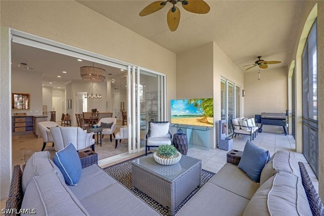 3031 Marengo CT 203, Naples, FL 34114