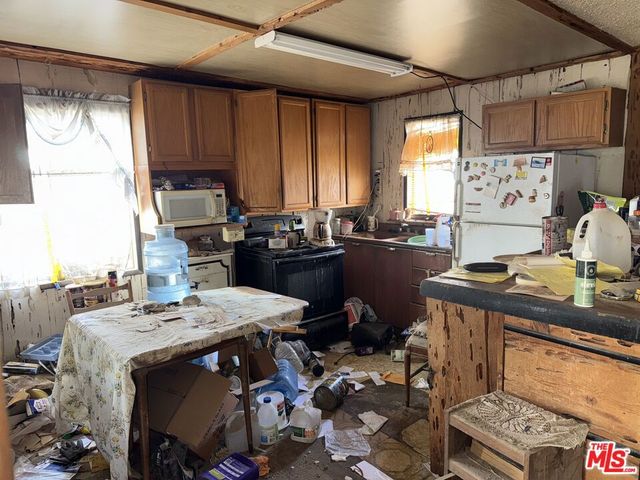 46512 171st Street, Lancaster, CA 93535