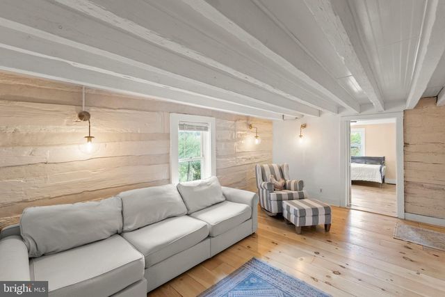397 COUNTRY BROOK RD, Toms Brook, VA 22660
