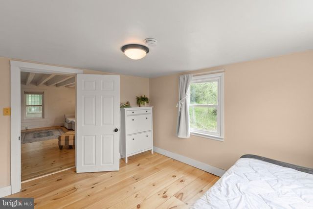 397 COUNTRY BROOK RD, Toms Brook, VA 22660