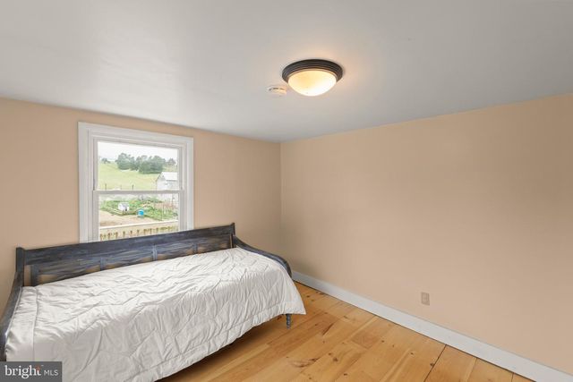 397 COUNTRY BROOK RD, Toms Brook, VA 22660
