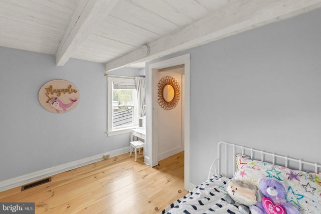 397 COUNTRY BROOK RD, Toms Brook, VA 22660