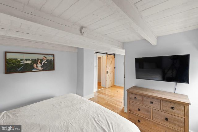 397 COUNTRY BROOK RD, Toms Brook, VA 22660