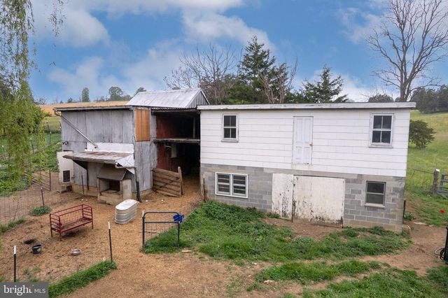 397 COUNTRY BROOK RD, Toms Brook, VA 22660