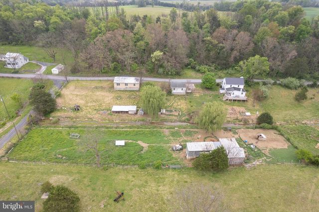 397 COUNTRY BROOK RD, Toms Brook, VA 22660
