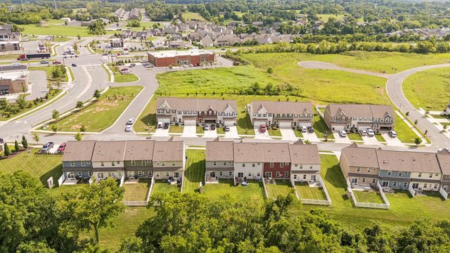 1420 Carderock Springs Dr, Gallatin, TN 37066