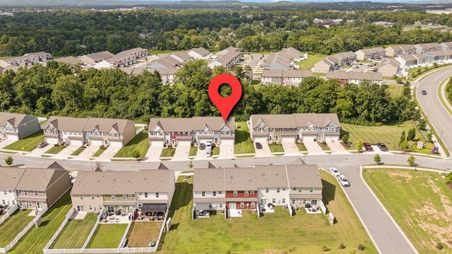 1420 Carderock Springs Dr, Gallatin, TN 37066