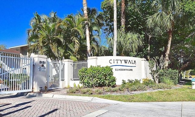 2121 WOOD STREET A103, Sarasota, FL 34237