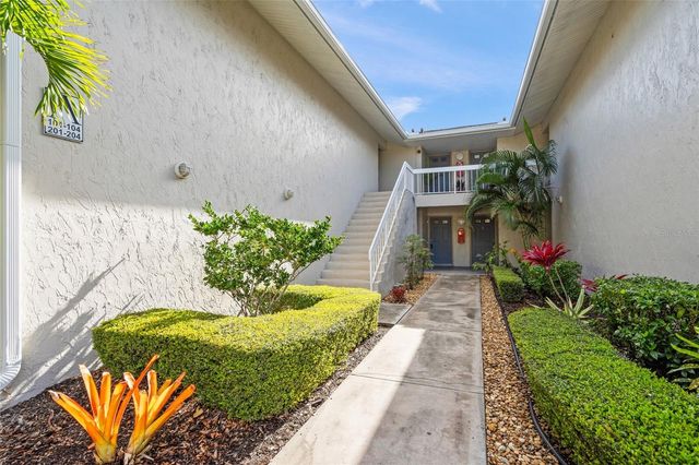 2121 WOOD STREET A103, Sarasota, FL 34237