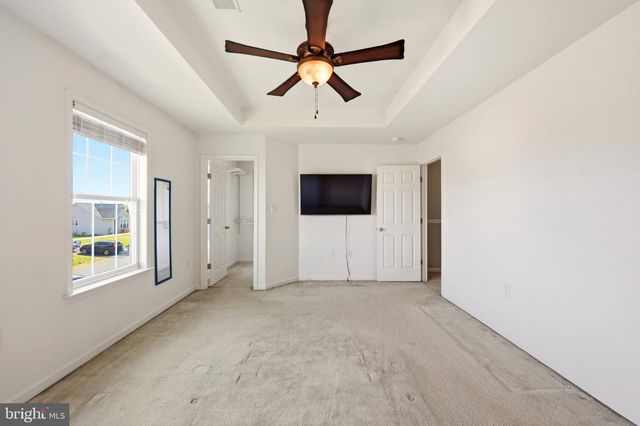 486 CALVERT CIR, Bunker Hill, WV 25413