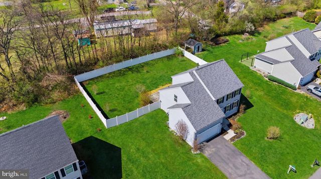 486 CALVERT CIR, Bunker Hill, WV 25413