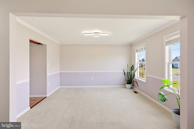 486 CALVERT CIR, Bunker Hill, WV 25413