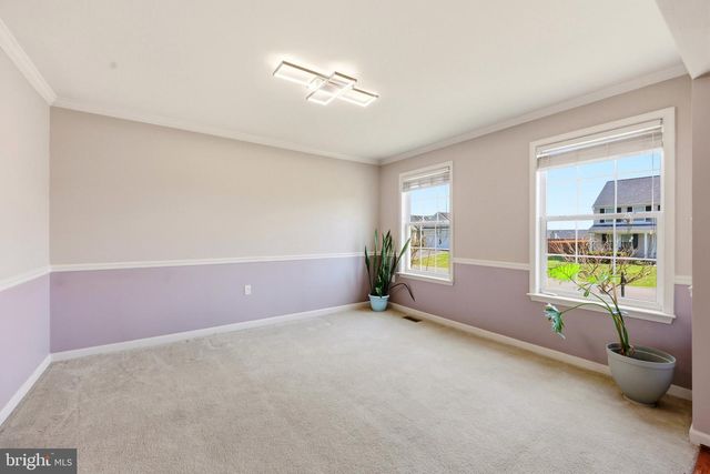 486 CALVERT CIR, Bunker Hill, WV 25413