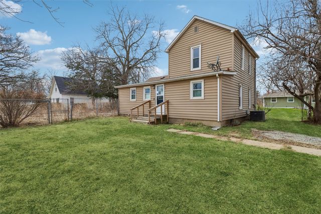 416 E 12th Street S, Newton, IA 50208