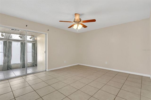 561 E ORANGE STREET, Altamonte Springs, FL 32701