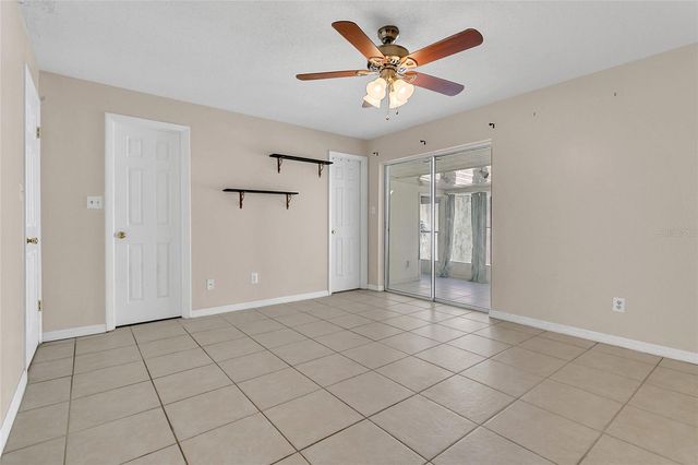 561 E ORANGE STREET, Altamonte Springs, FL 32701