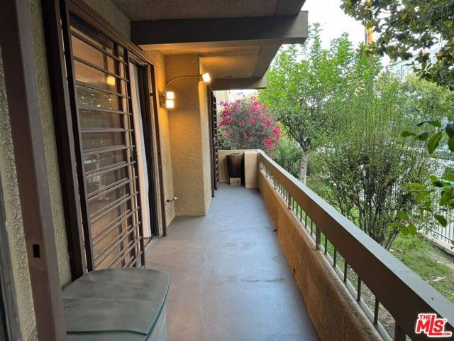 14923 Moorpark Street 101, Sherman Oaks, CA 91403