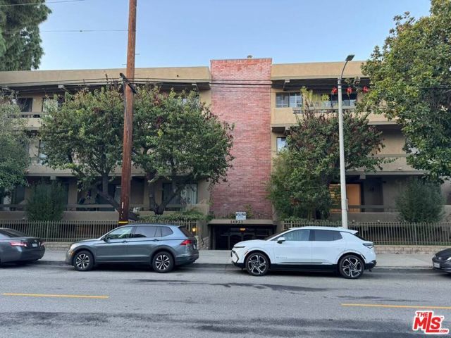 14923 Moorpark Street 101, Sherman Oaks, CA 91403