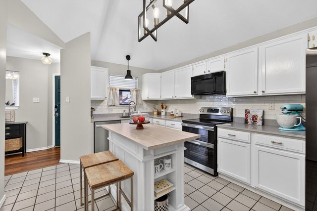 2941 Hunters Point Lane, Carrollton, TX 75007