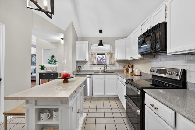 2941 Hunters Point Lane, Carrollton, TX 75007