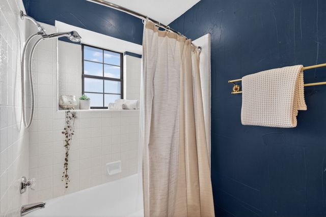 2941 Hunters Point Lane, Carrollton, TX 75007