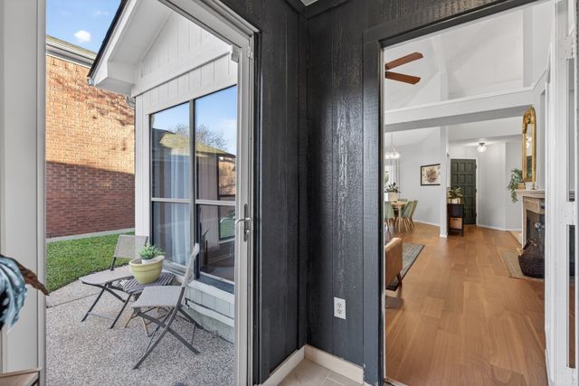 2941 Hunters Point Lane, Carrollton, TX 75007