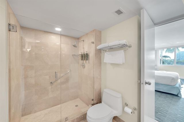 2670 E SUNRISE Boulevard 322, Fort Lauderdale, FL 33304