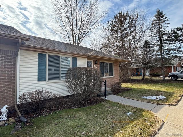 334 Fairgrove Street, Romeo Village, MI 48065