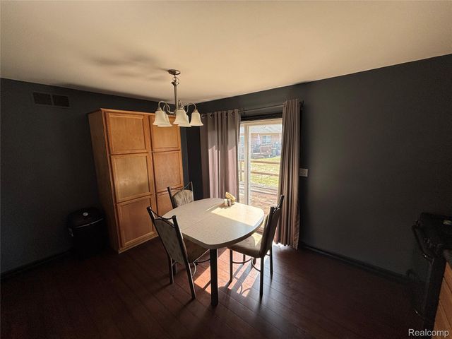 334 Fairgrove Street, Romeo Village, MI 48065