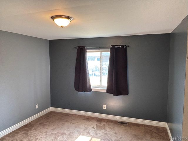 334 Fairgrove Street, Romeo Village, MI 48065