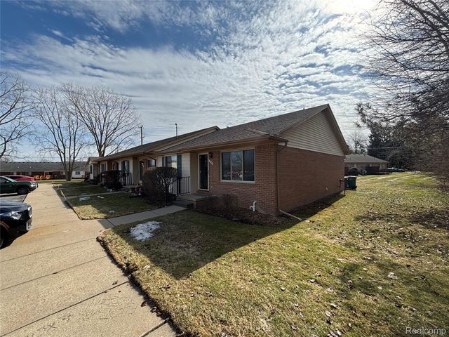 334 Fairgrove Street, Romeo Village, MI 48065