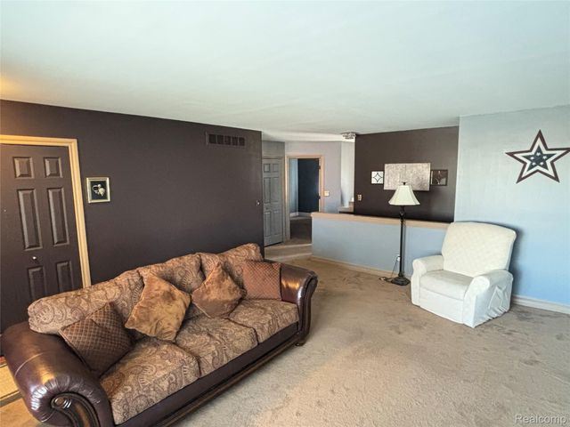 334 Fairgrove Street, Romeo Village, MI 48065