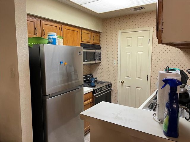 915 W 23rd ST 102, Austin, TX 78705