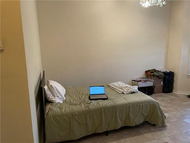 915 W 23rd ST 102, Austin, TX 78705